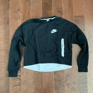 Nike Cropped Sweatshirt